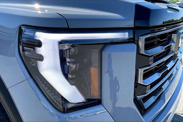 2024 GMC Sierra 3500HD 4WD Crew Cab Long Bed AT4
