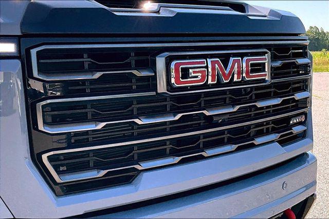 2024 GMC Sierra 3500HD 4WD Crew Cab Long Bed AT4