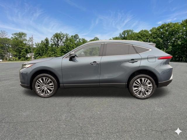 2024 Toyota Venza XLE