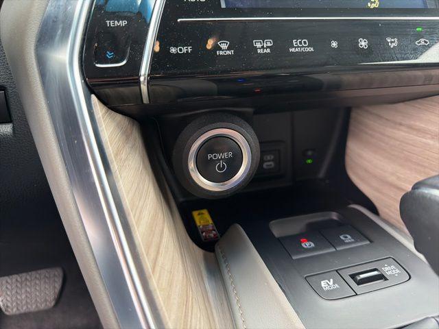 2024 Toyota Venza XLE