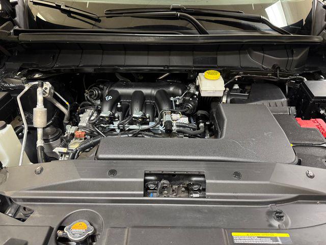 2025 Nissan Pathfinder SV 4WD