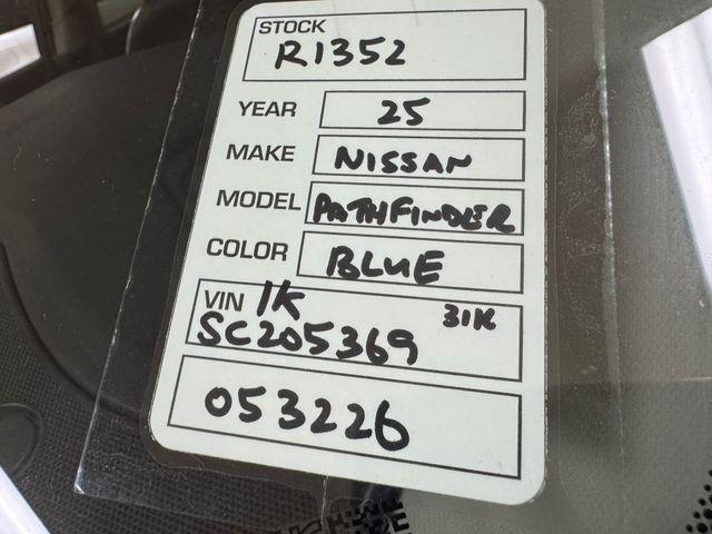 2025 Nissan Pathfinder SV 4WD