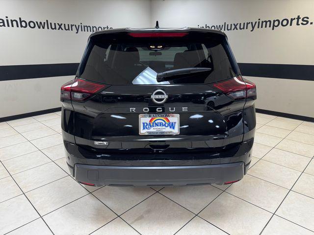 2025 Nissan Rogue SV FWD