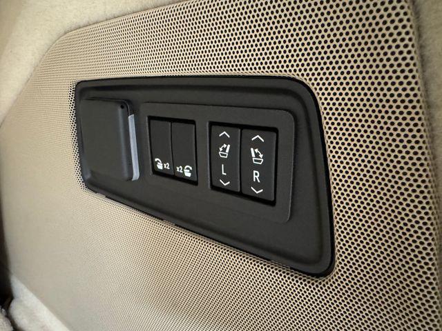 2023 Cadillac Escalade 4WD Premium Luxury