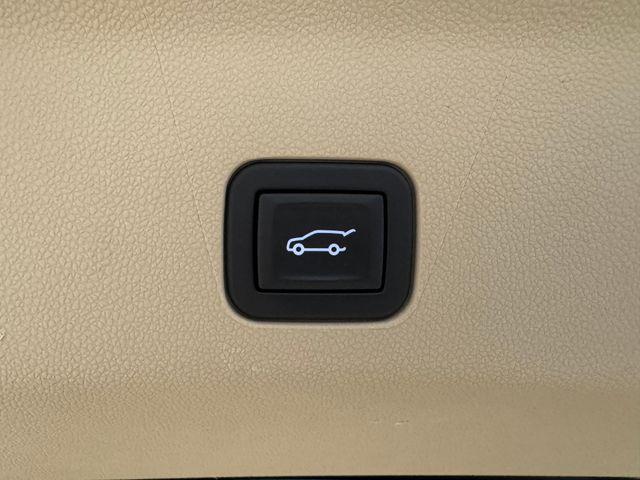2023 Cadillac Escalade 4WD Premium Luxury
