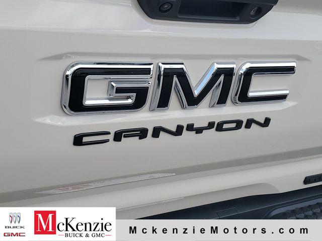 2026 GMC Canyon Elevation, RWD