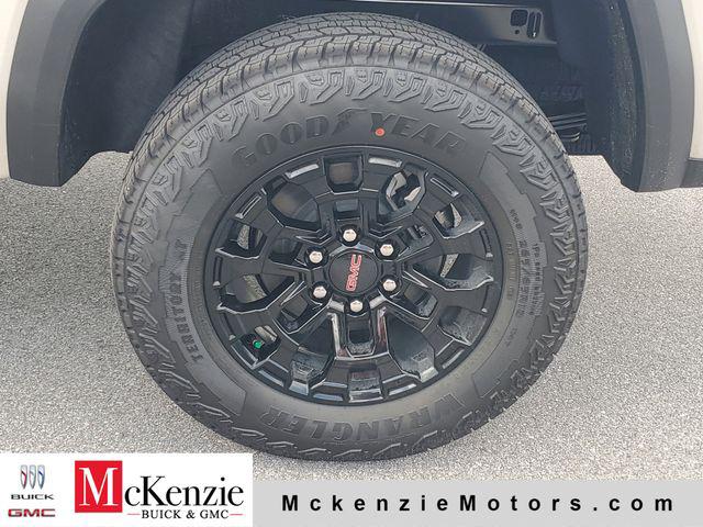 2026 GMC Canyon Elevation, RWD