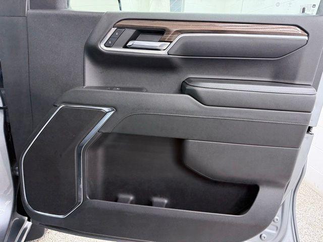 2024 Chevrolet Silverado 1500 4WD Crew Cab Short Bed LT with 2FL