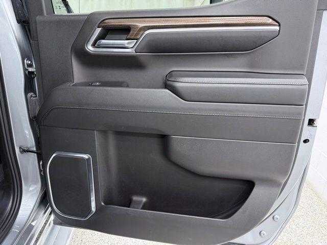 2024 Chevrolet Silverado 1500 4WD Crew Cab Short Bed LT with 2FL
