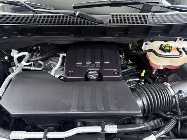 2023 Chevrolet Silverado 1500 4WD Crew Cab Short Bed LT with 2FL
