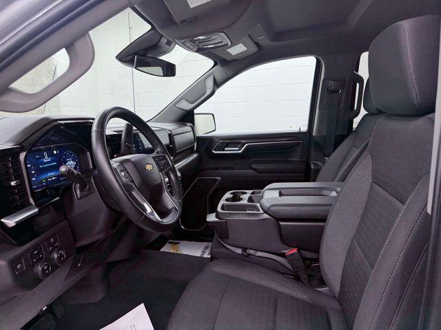 2023 Chevrolet Silverado 1500 4WD Crew Cab Short Bed LT with 2FL