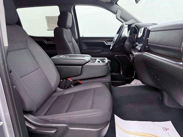 2023 Chevrolet Silverado 1500 4WD Crew Cab Short Bed LT with 2FL