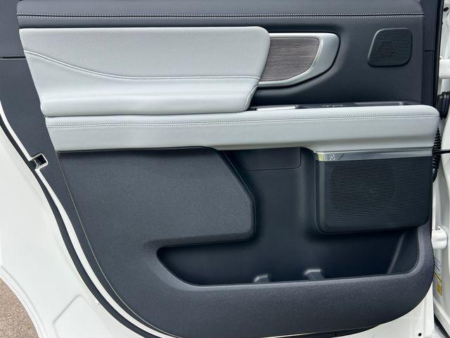 2026 Ford Expedition Max Platinum MAX