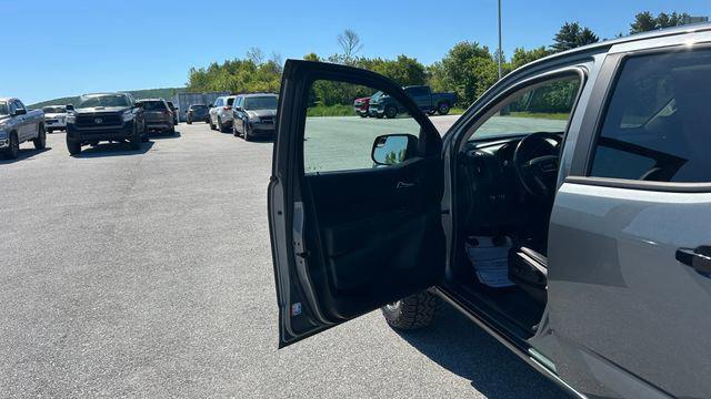 2021 GMC Canyon 4WD Crew Cab Short Box AT4 - Leather