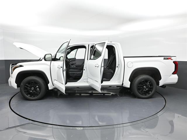 2026 Toyota Tundra SR5 CrewMax 5.5' Bed