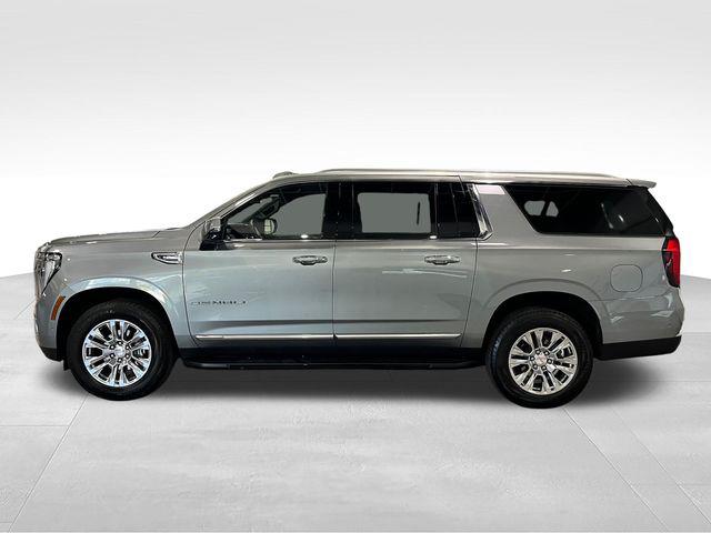 2025 GMC Yukon XL 4WD Denali