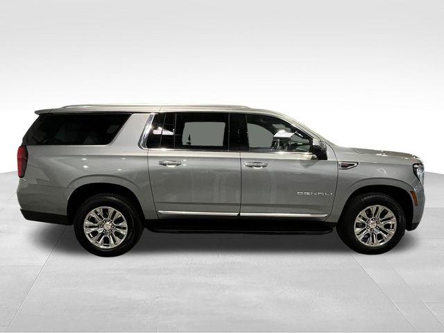 2025 GMC Yukon XL 4WD Denali
