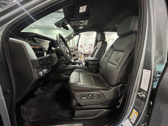 2025 GMC Yukon XL 4WD Denali