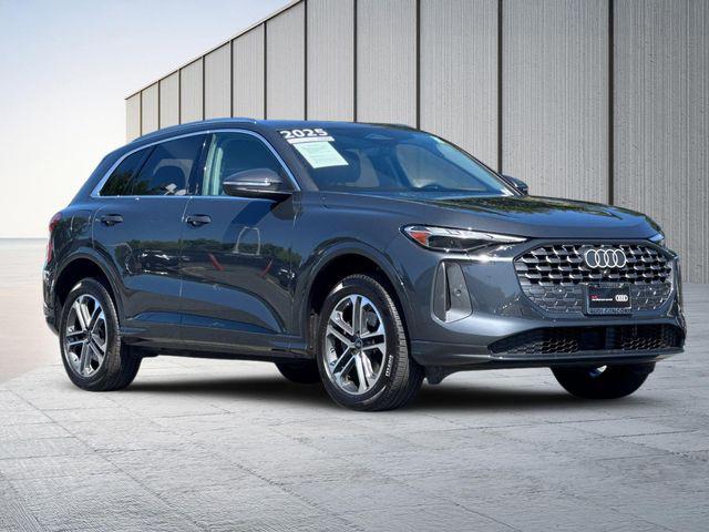 2025 Audi Q5 Premium TFSI quattro S tronic