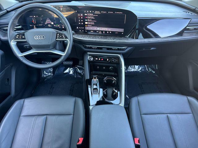 2025 Audi Q5 Premium TFSI quattro S tronic