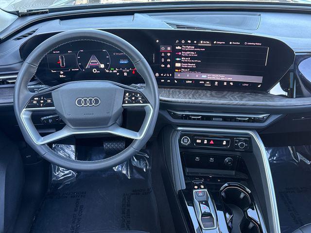 2025 Audi Q5 Premium TFSI quattro S tronic