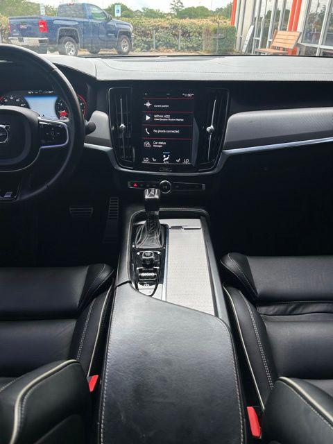 2020 Volvo S90 T6 R-Design