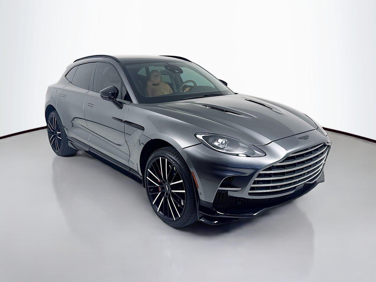 2024 Aston Martin DBX 4.0 V8 707 AWD's photo