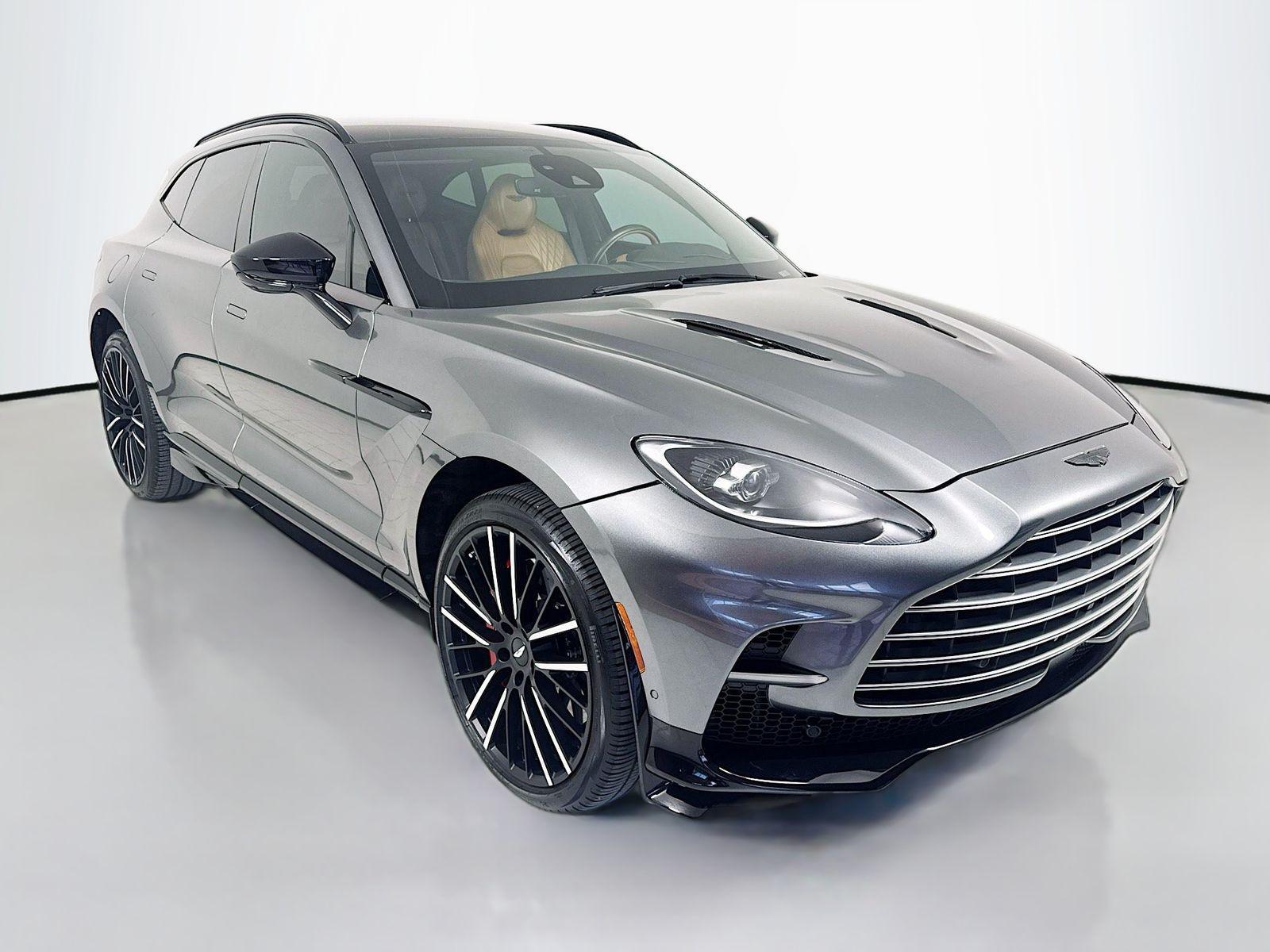 2024 Aston Martin DBX 4.0 V8 707 AWD's photo
