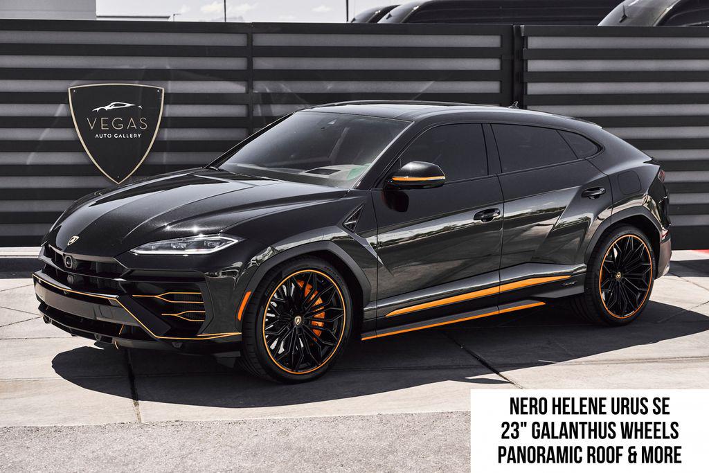2025 Lamborghini Urus 4.0 V8 PHEV SE's photo