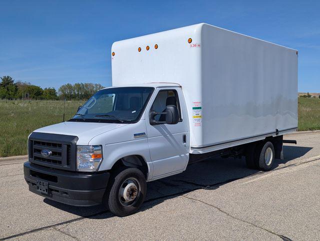 2024 Ford E-450 Cutaway Base