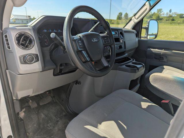 2024 Ford E-450 Cutaway Base