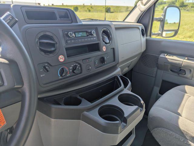 2024 Ford E-450 Cutaway Base