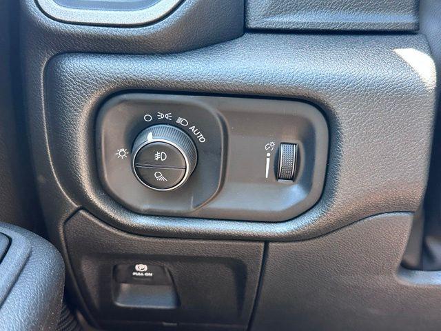 2026 Ram 1500 Warlock Crew Cab 4x4 57 Box