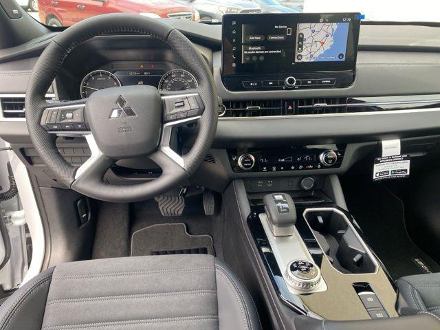 2026 Mitsubishi Outlander LE 1.5T 2WD