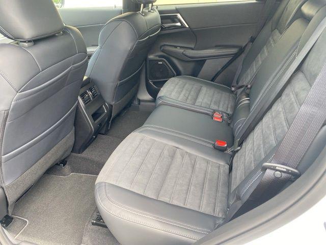 2026 Mitsubishi Outlander LE 1.5T 2WD