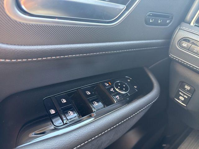 2026 INFINITI QX80 LUXE AWD