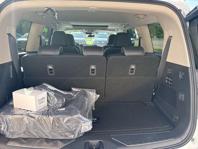 2026 INFINITI QX80 LUXE AWD