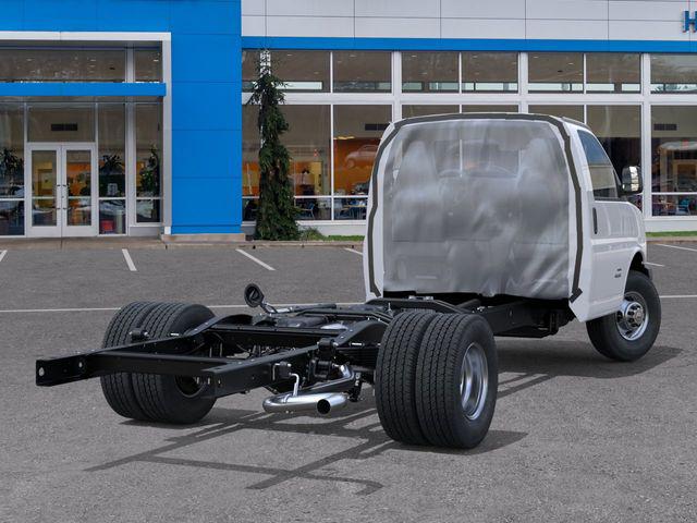 2026 Chevrolet Express Cutaway Work Van