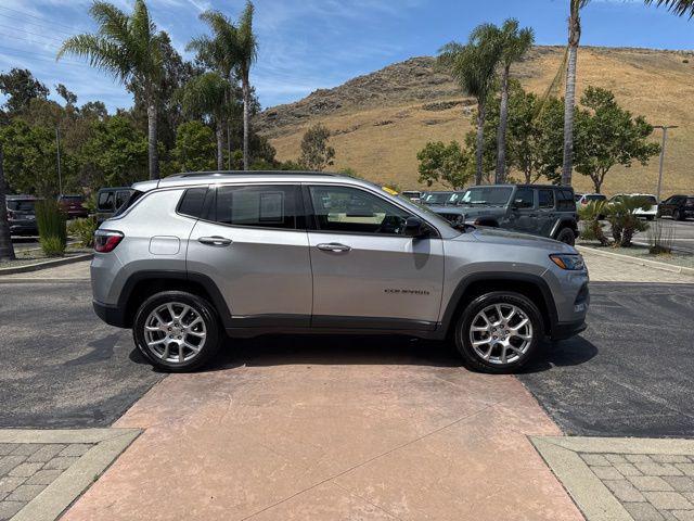 2022 Jeep Compass Latitude Lux 4x4
