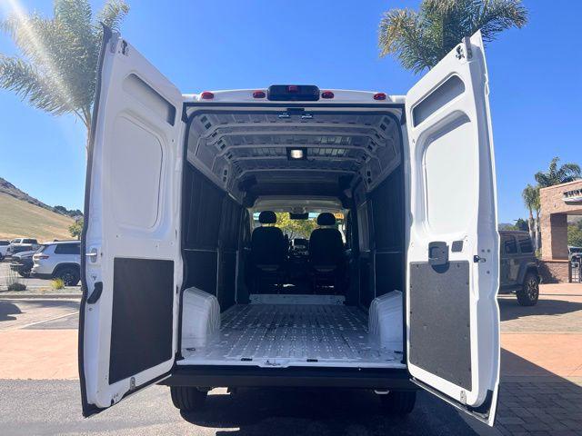 2025 Ram ProMaster 2500 Cargo Van Tradesman High Roof 159" WB w/Pass Seat
