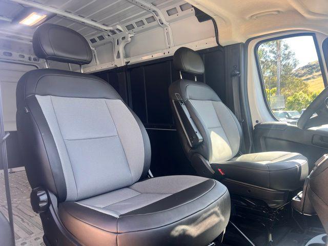 2025 Ram ProMaster 2500 Cargo Van Tradesman High Roof 159" WB w/Pass Seat
