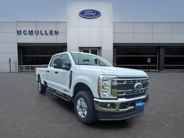 2026 Ford F-350 XLT