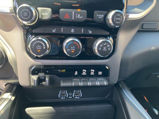 2026 Ram 1500 Big Horn Crew Cab 4x4 5'7" Box