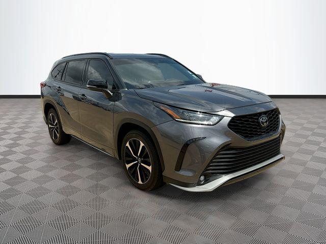 2022 Toyota Highlander XSE 4x2 V6's photo