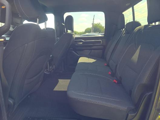 2021 Ram 1500 Big Horn Crew Cab 4x4 5'7" Box