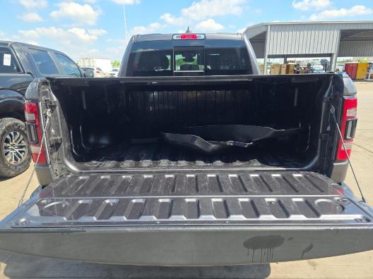 2021 Ram 1500 Big Horn Crew Cab 4x4 5'7" Box