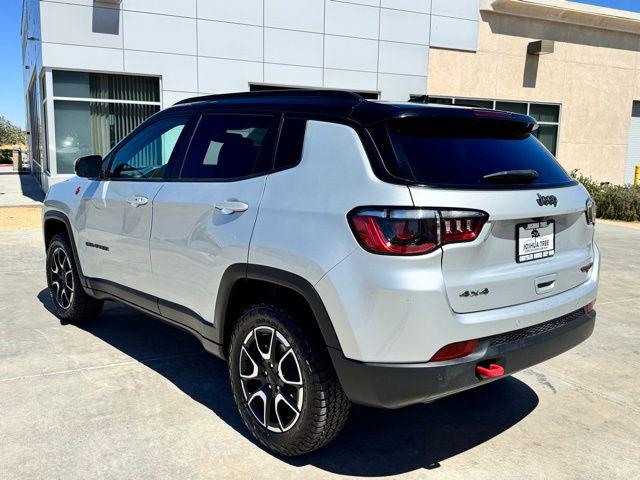 2024 Jeep Compass Trailhawk 4x4
