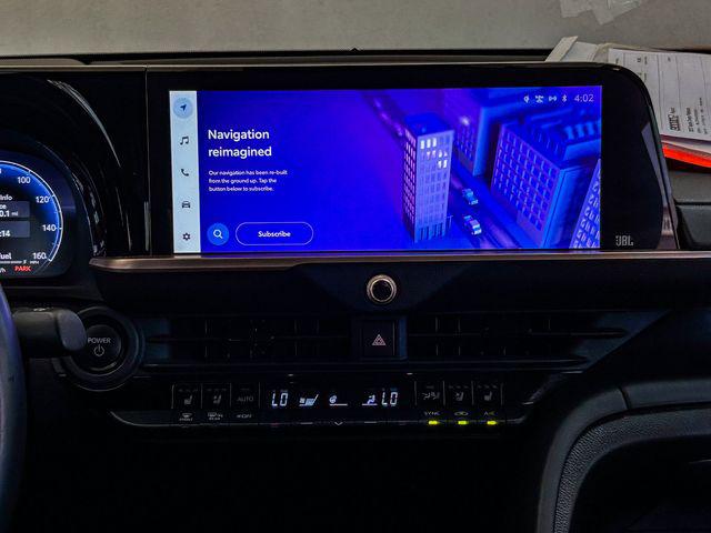 2023 Toyota Crown Platinum