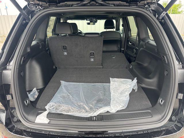 2026 Jeep Grand Cherokee Altitude 4x2