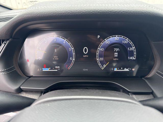 2026 Jeep Grand Cherokee Altitude 4x2
